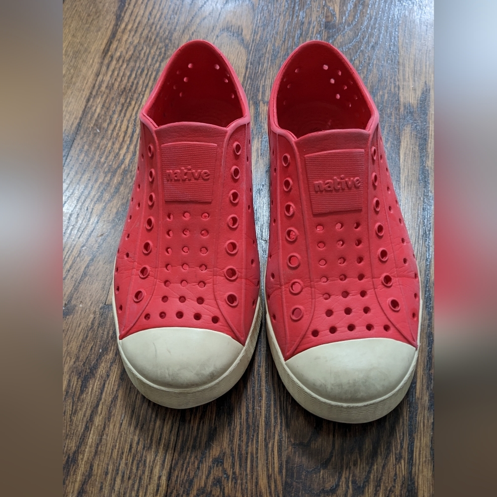 Natives (J1)